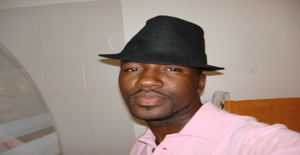 Brianmcknight 45 anos Sou de Luanda/Luanda, Procuro Encontros Amizade com Mulher